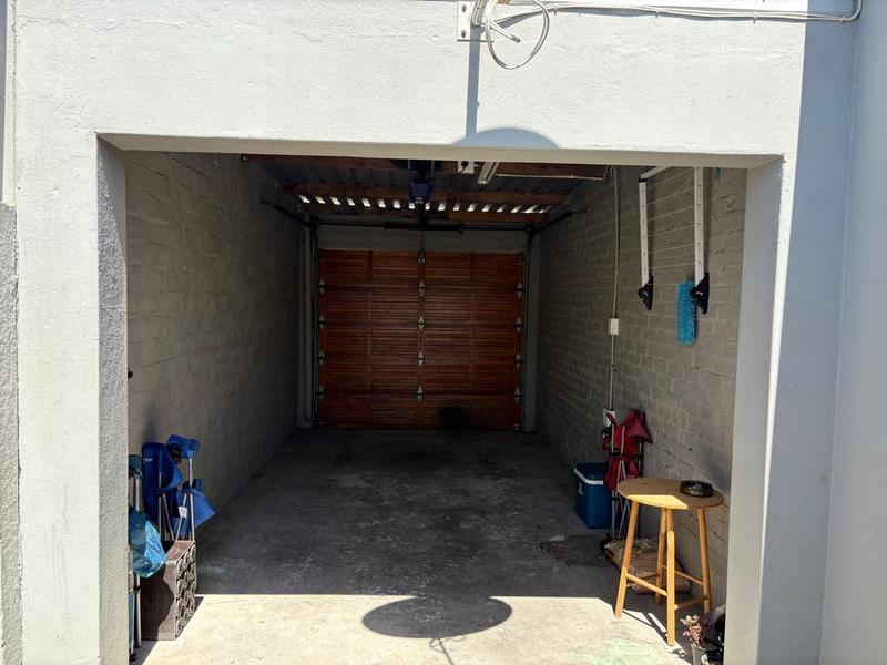 2 Bedroom Property for Sale in Retreat Western Cape